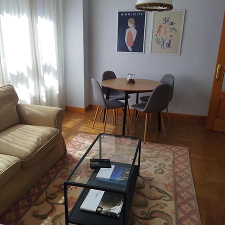 Centrico Apartamento Oviedo Parking Y Wifi Gratuitos Admite Mascotas Exteriör bild
