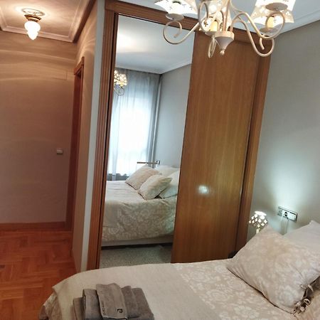 Centrico Apartamento Oviedo Parking Y Wifi Gratuitos Admite Mascotas Exteriör bild
